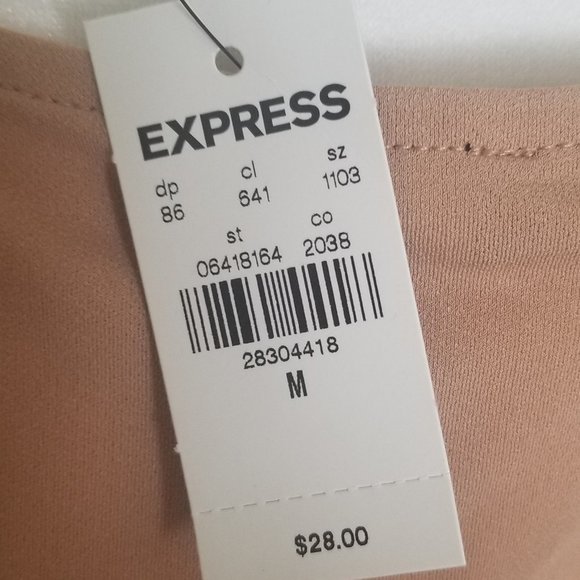 Express Nude Layering Tank. Medium. - Picture 4 of 4